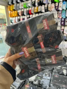 یک جین جوراب مچی لیوایز levi's مشکی 12 جفتی در دست