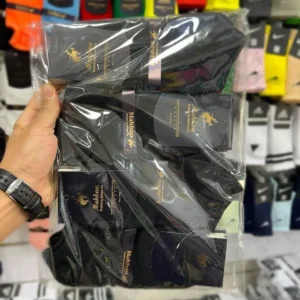 یک جین جوراب مچی اسپرت ساده مشکی 12 جفتی در دست